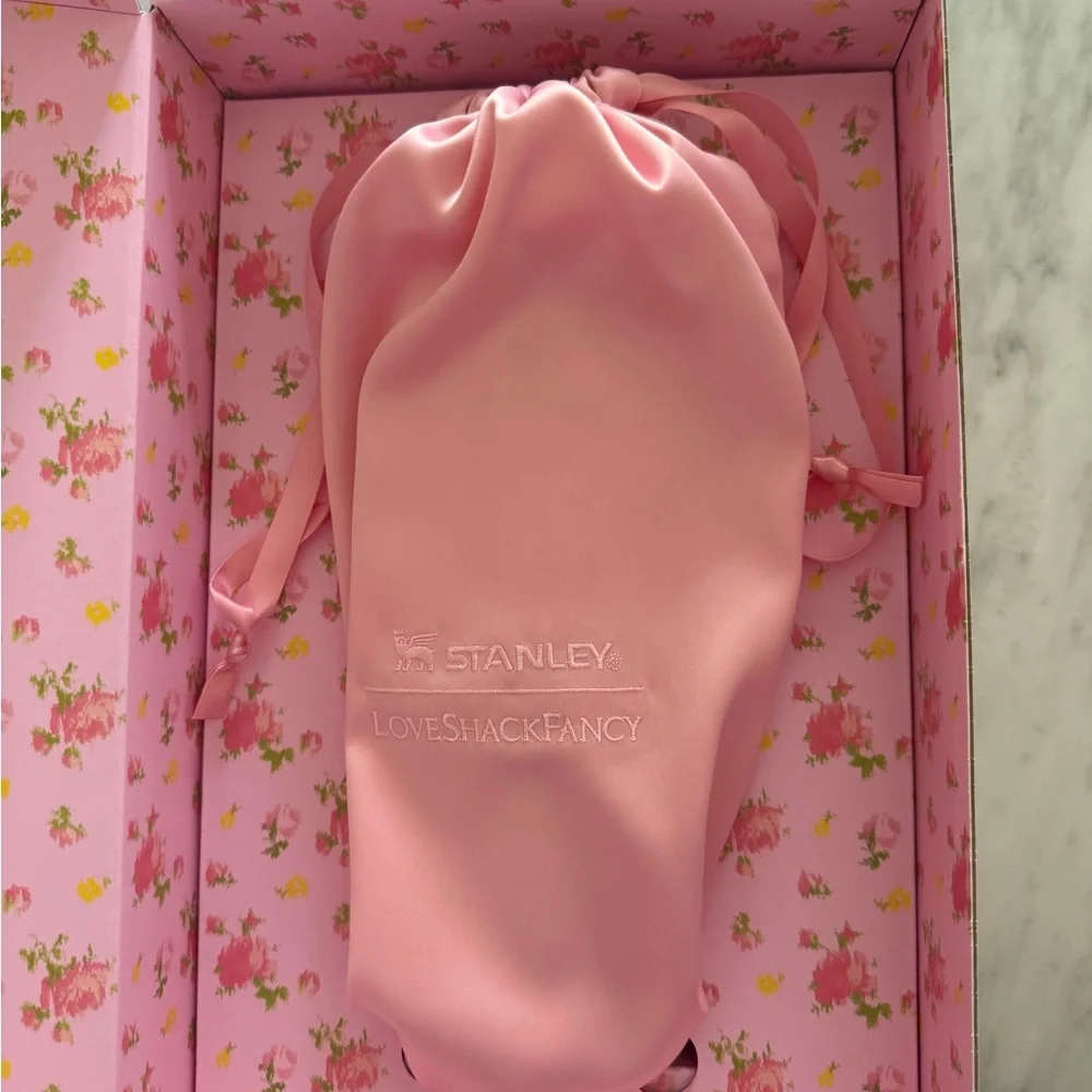 Stanley 1914 x Loveshackfancy iceflow flip straw tumbler | 30oz. Brand New - Picture 4 of 4